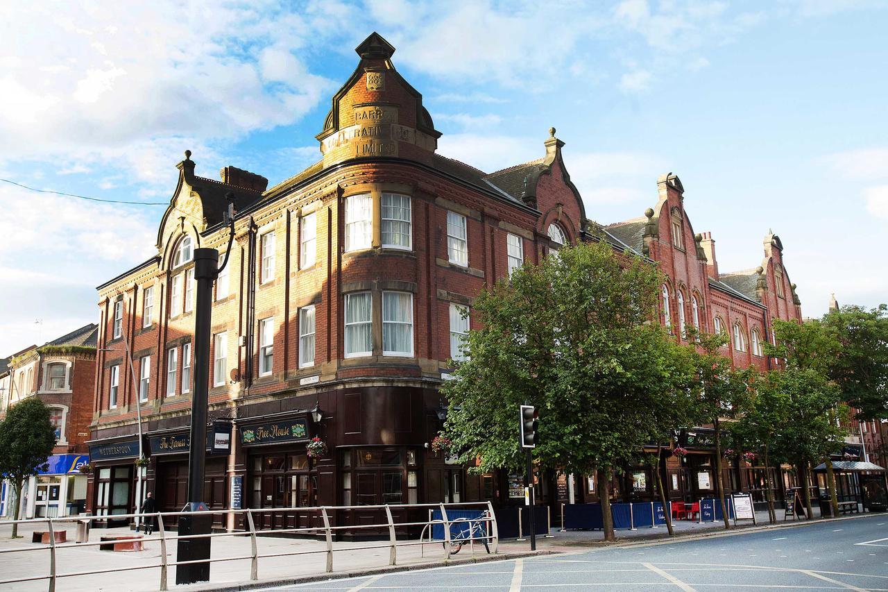 The Furness Railway Wetherspoon Hotel Barrow-in-Furness Exterior foto