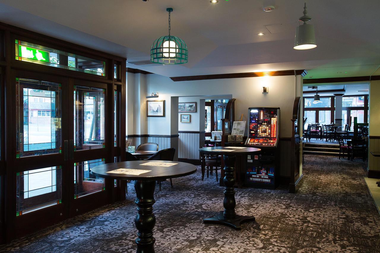 The Furness Railway Wetherspoon Hotel Barrow-in-Furness Exterior foto